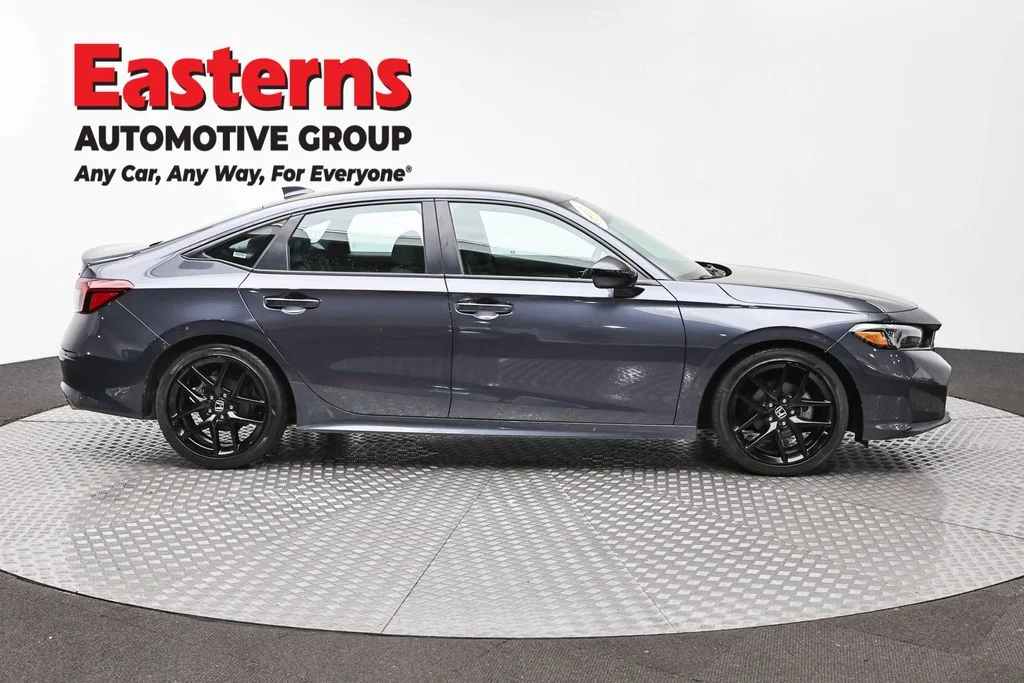 Used 2025 Gray Honda Sport image 4