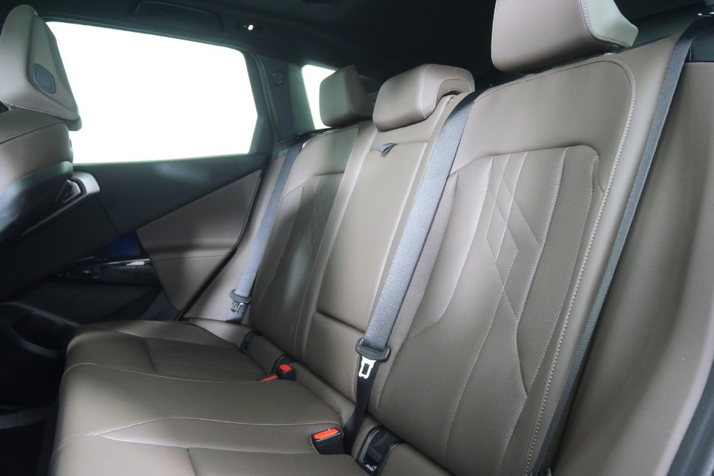 Certified Used 2026 Gray Metallic BMW M50 xDrive image 15