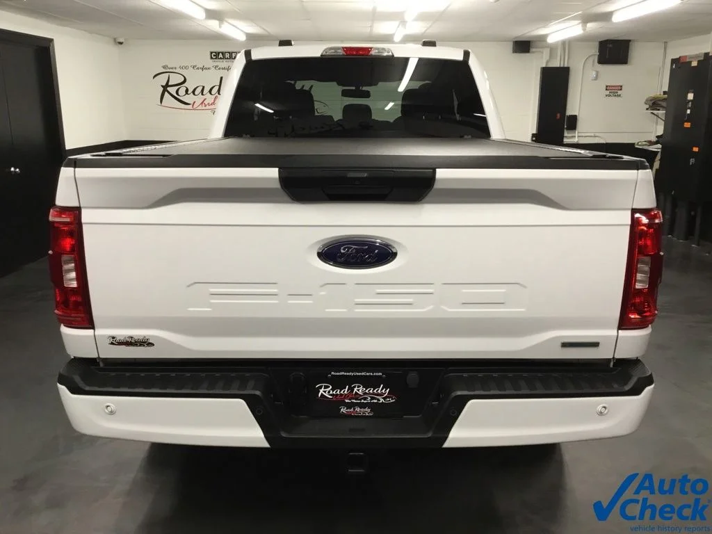 Used 2023 White Ford XL image 9