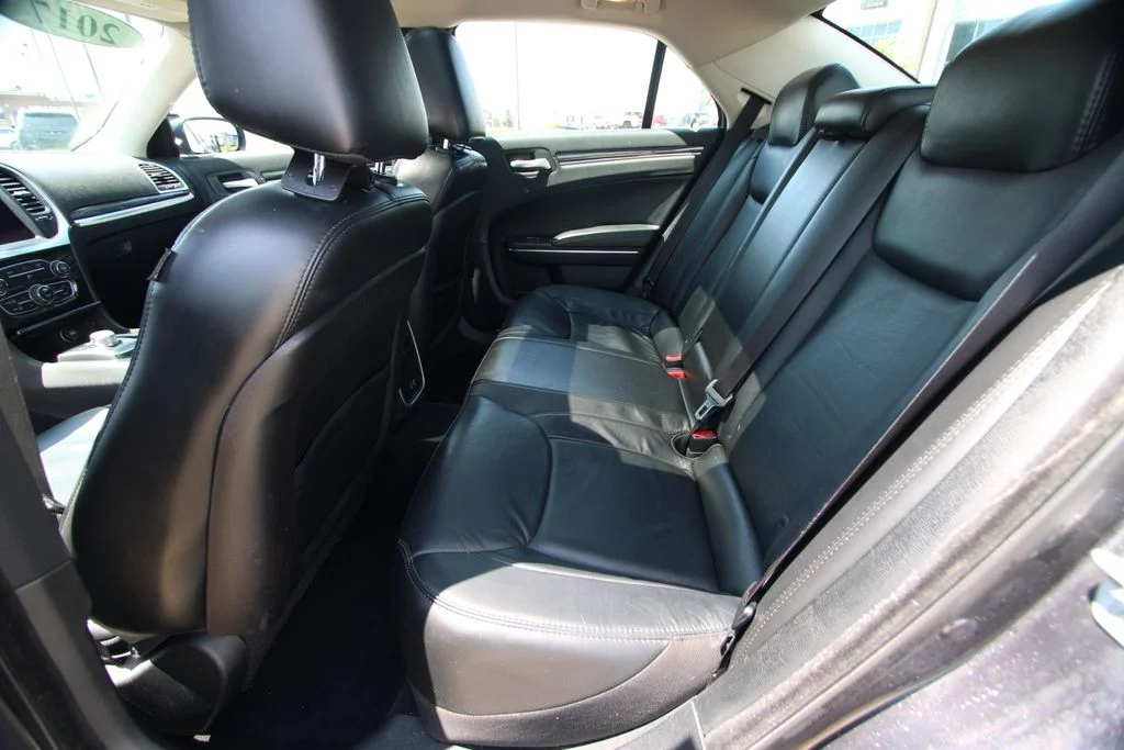 Used 2017 Gray Chrysler Limited image 7
