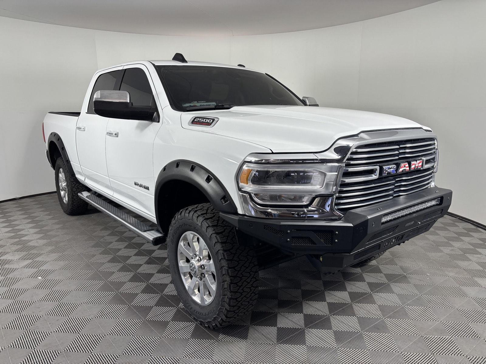 Used 2022 Bright White Clearcoat Ram Laramie image 10