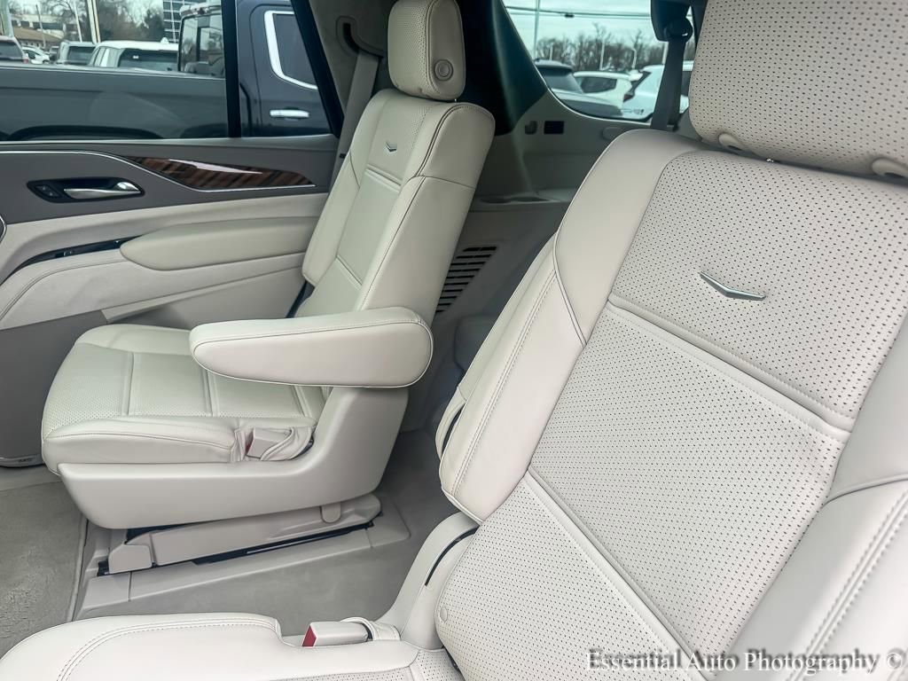 2023 CADILLAC ESCALADE - Image 13