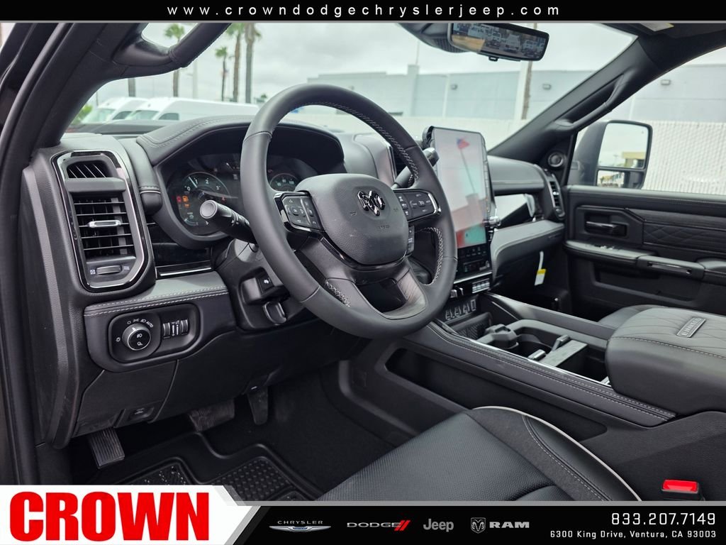New 2026 Diamond Black Crystal Pearl-Coat Exterior Paint RAM Limited image 16