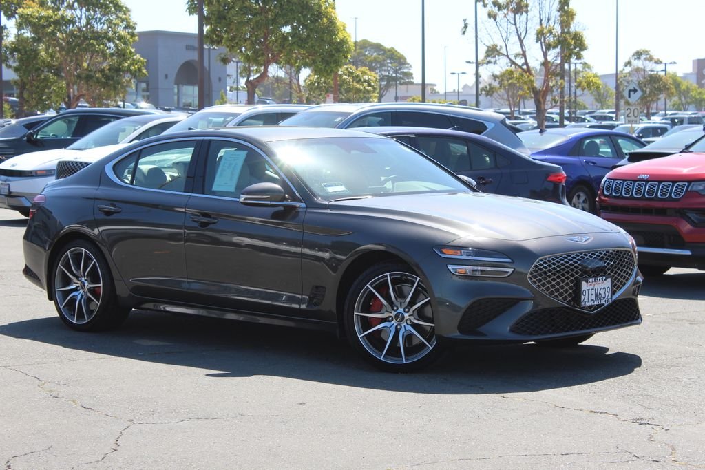 2025 Genesis G70 2.5T Standard's photo