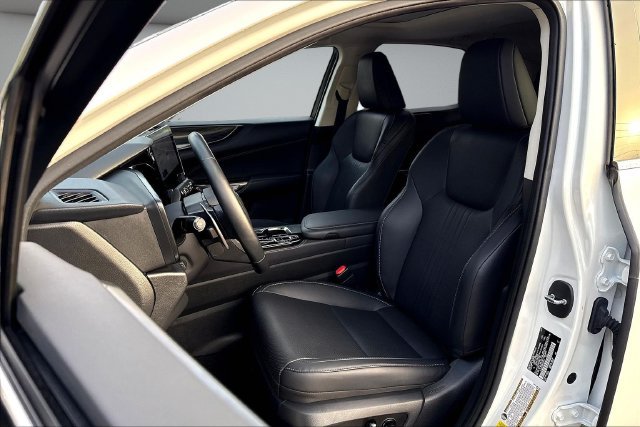 Used 2024 White Lexus 350h Premium image 23