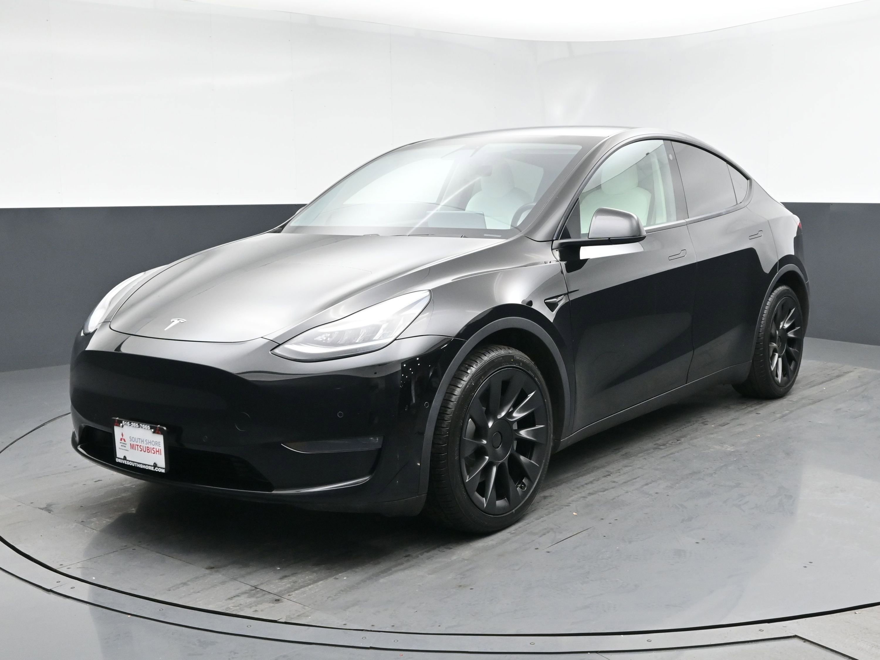 2021 Tesla Model Y Long Range Dual Motor All-Wheel Drive's photo