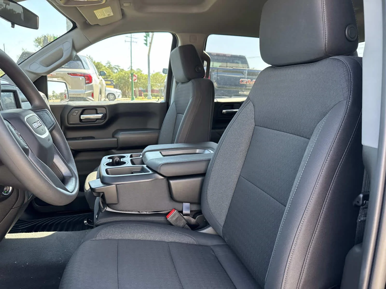 2026 GMC Sierra 1500 Pro - Photo 9