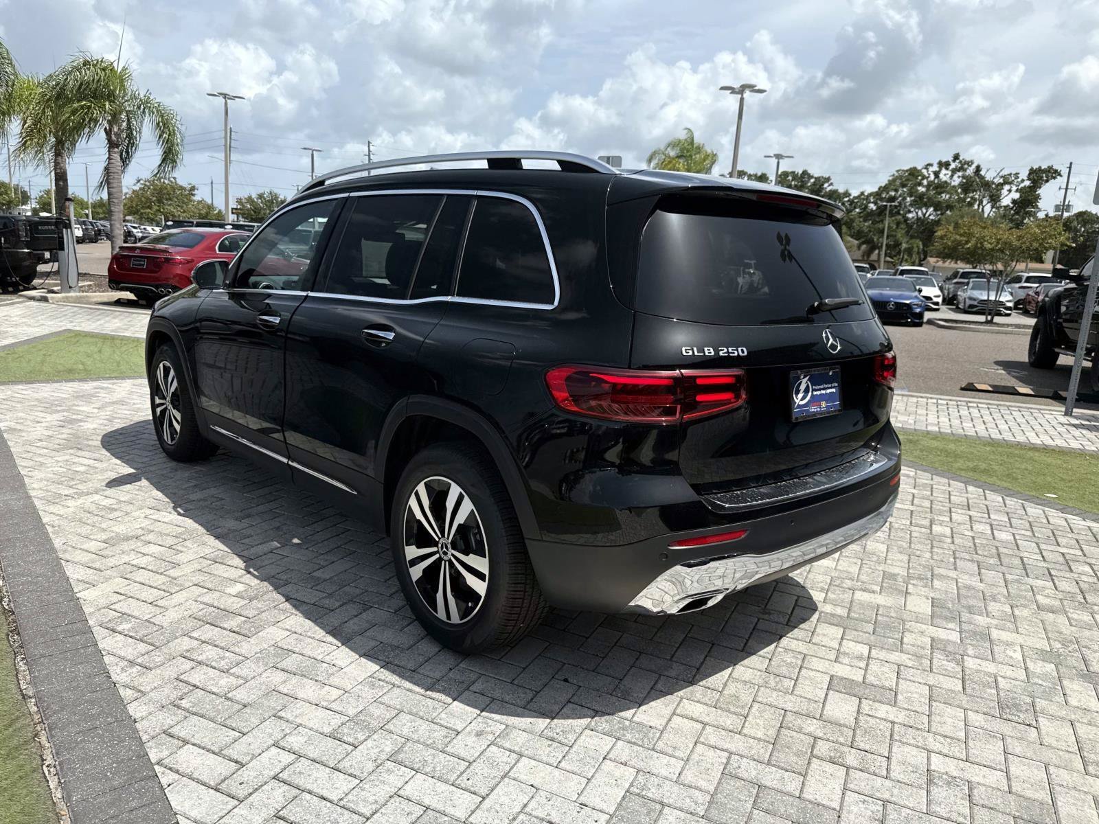 New 2026 Black Mercedes-Benz 250 SUV image 4