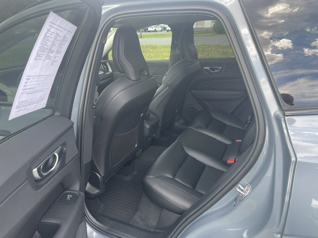 Used 2024 Gray Volvo Core Dark Theme image 17