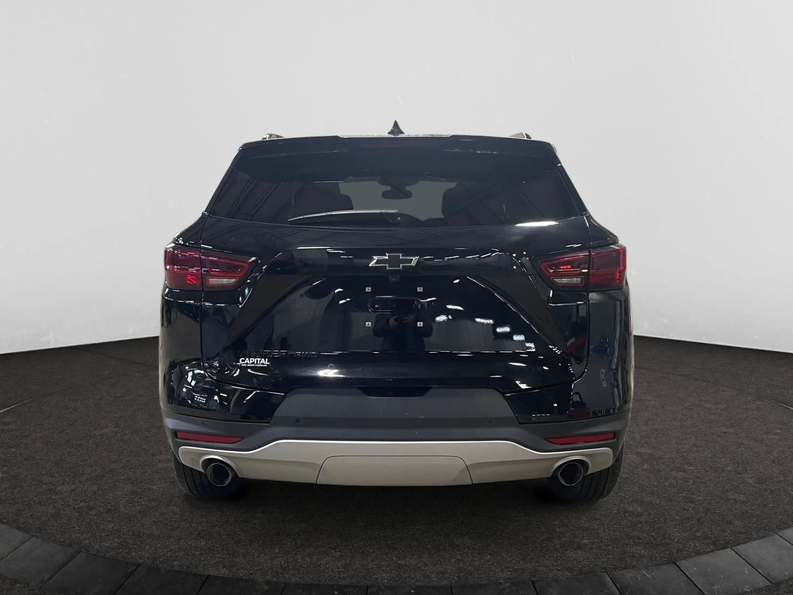 Used 2025 Black Chevrolet LT AWD image 4