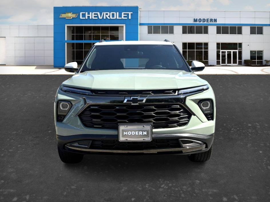 Used 2025 Cacti Green Chevrolet ACTIV image 7