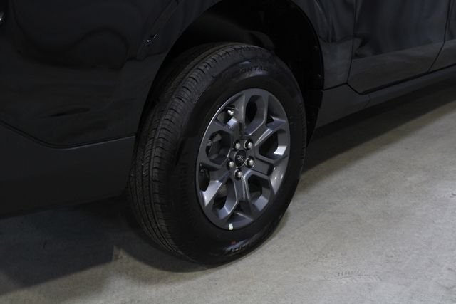 New 2026 Shadow Black Ford XLT image 26
