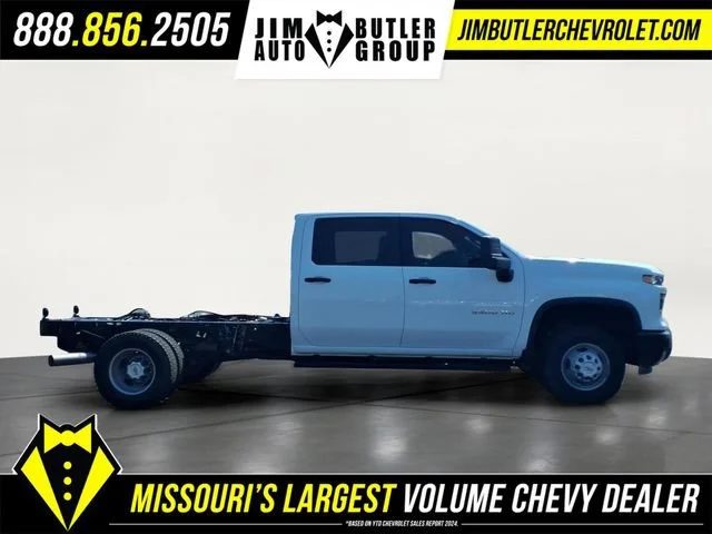 Used 2024 Summit White Chevrolet Work Truck image 4