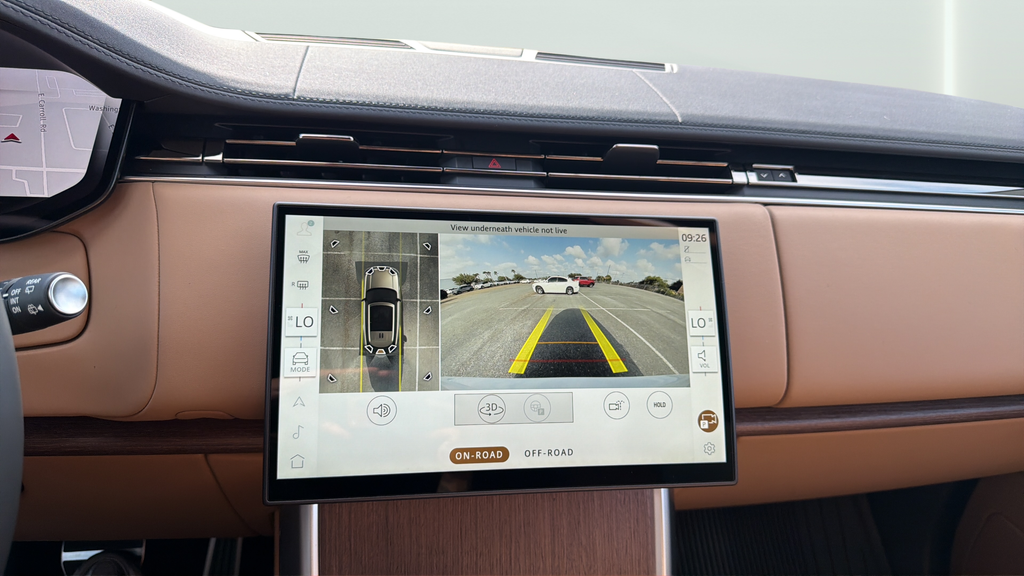 New 2026 Fuji White Land Rover SE image 22