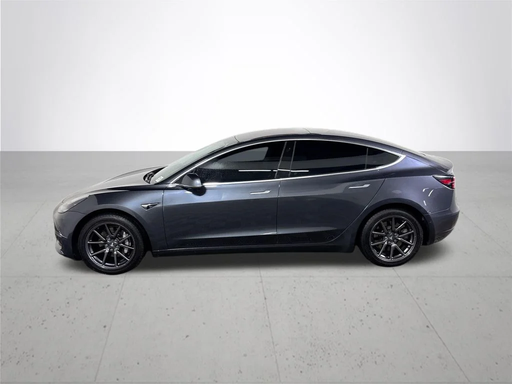Used 2018 Gray Tesla Performance image 9