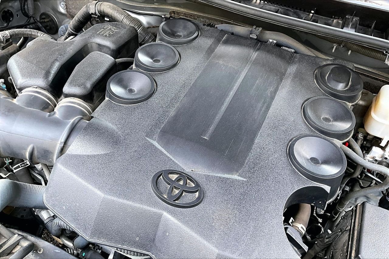 Used 2020 Silver Toyota TRD Off-Road Premium image 31