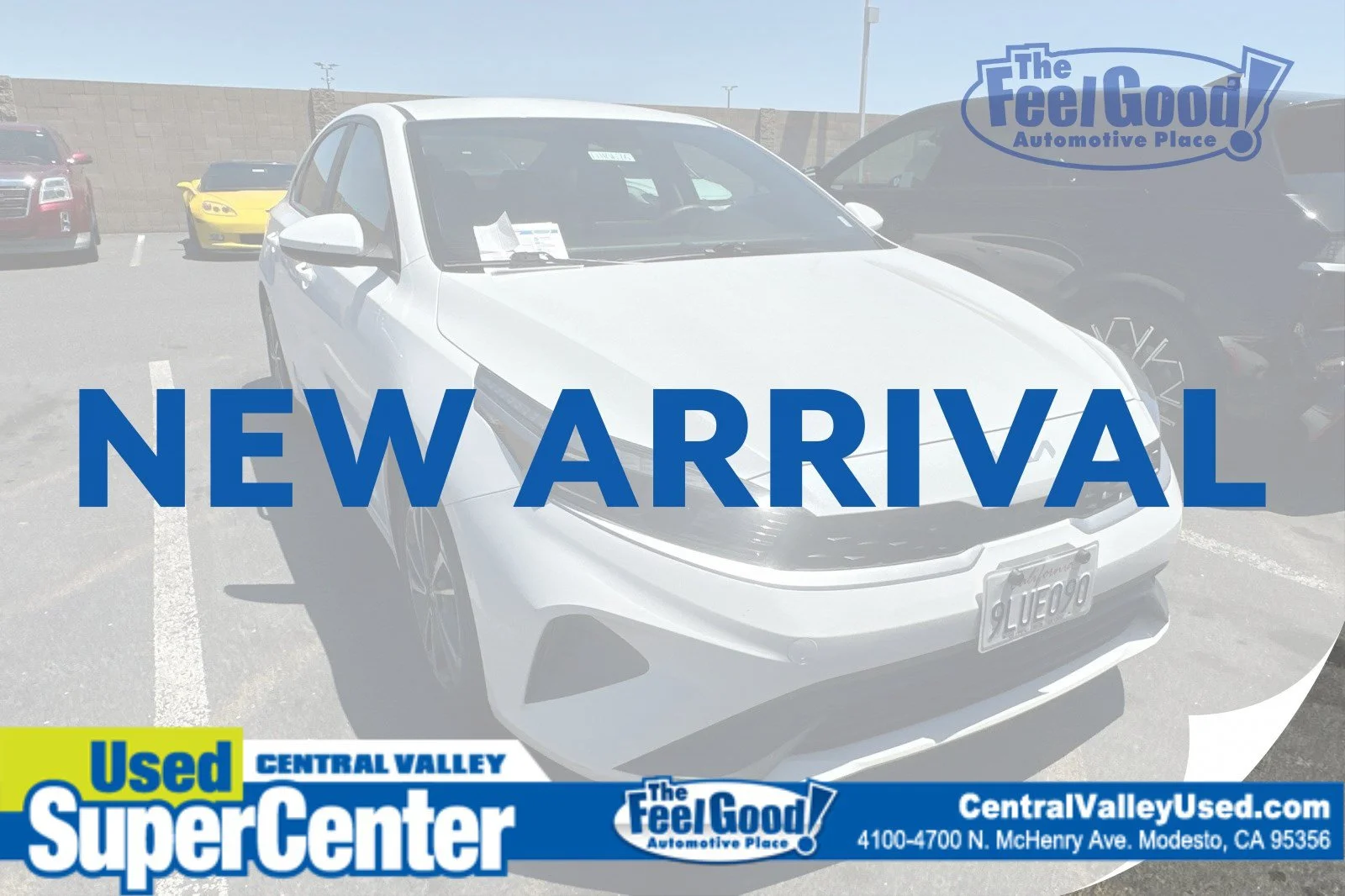 Used 2024 Snow White Pearl Kia LXS image 1