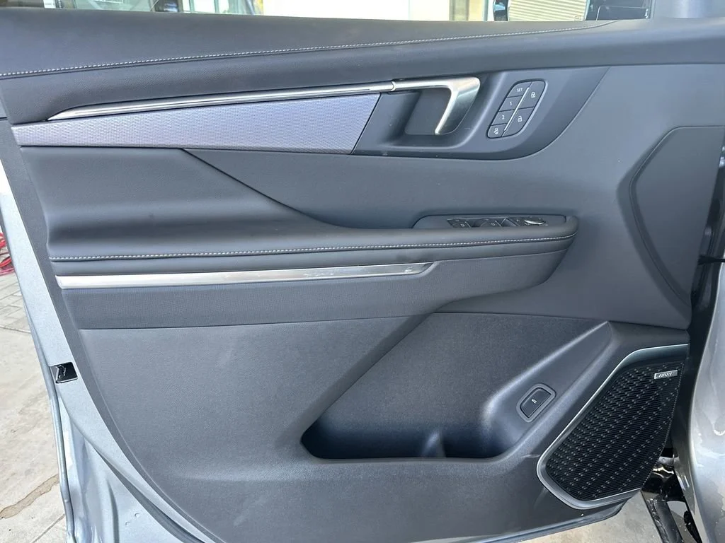 2026 Buick Enclave Sport Touring - Photo 11