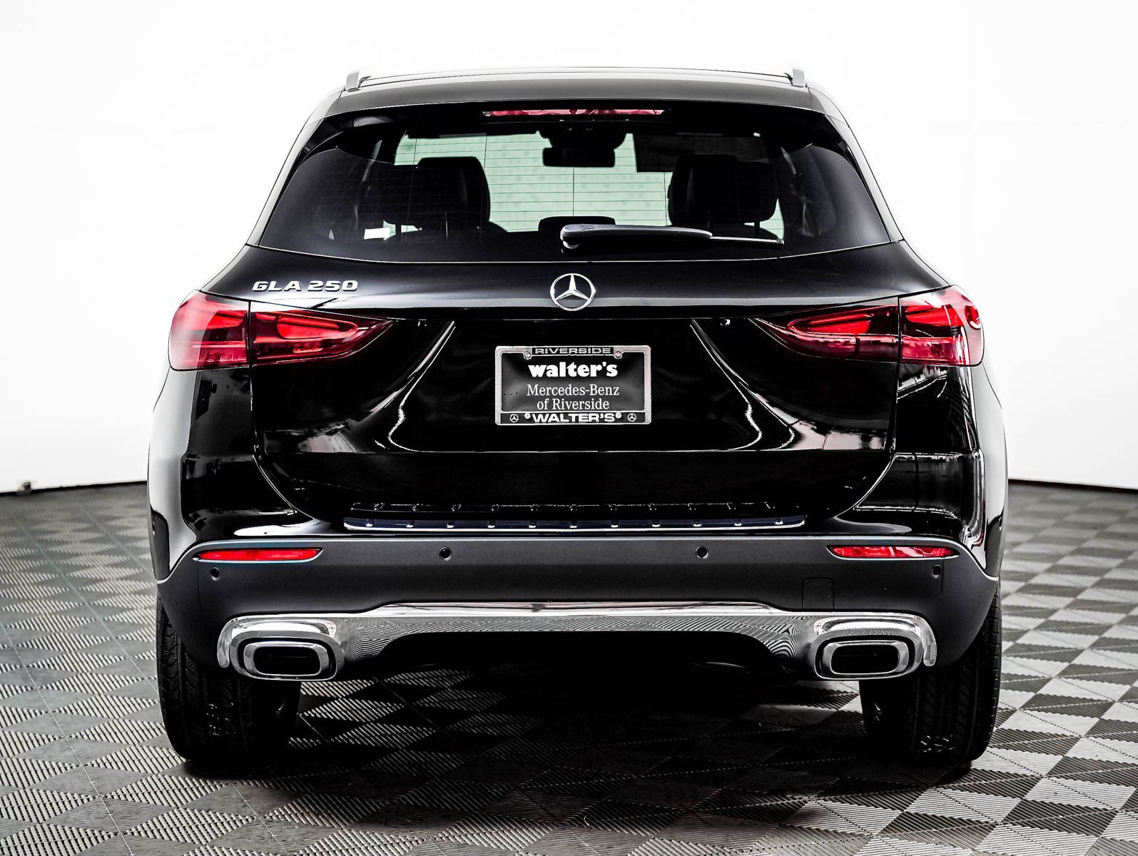 New 2026 Night Black Mercedes-Benz GLA 250 image 7