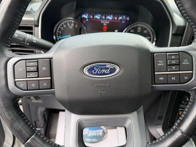 Used 2022 Oxford White Ford XLT image 21