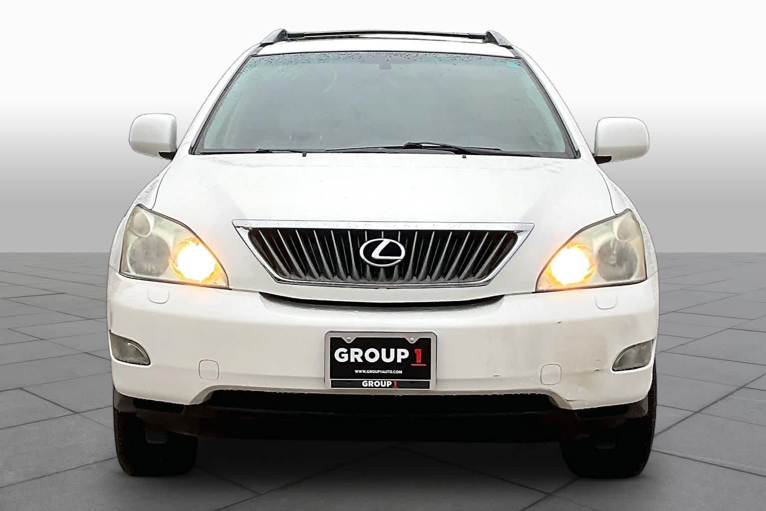 Used 2008 Crystal White Lexus  image 3
