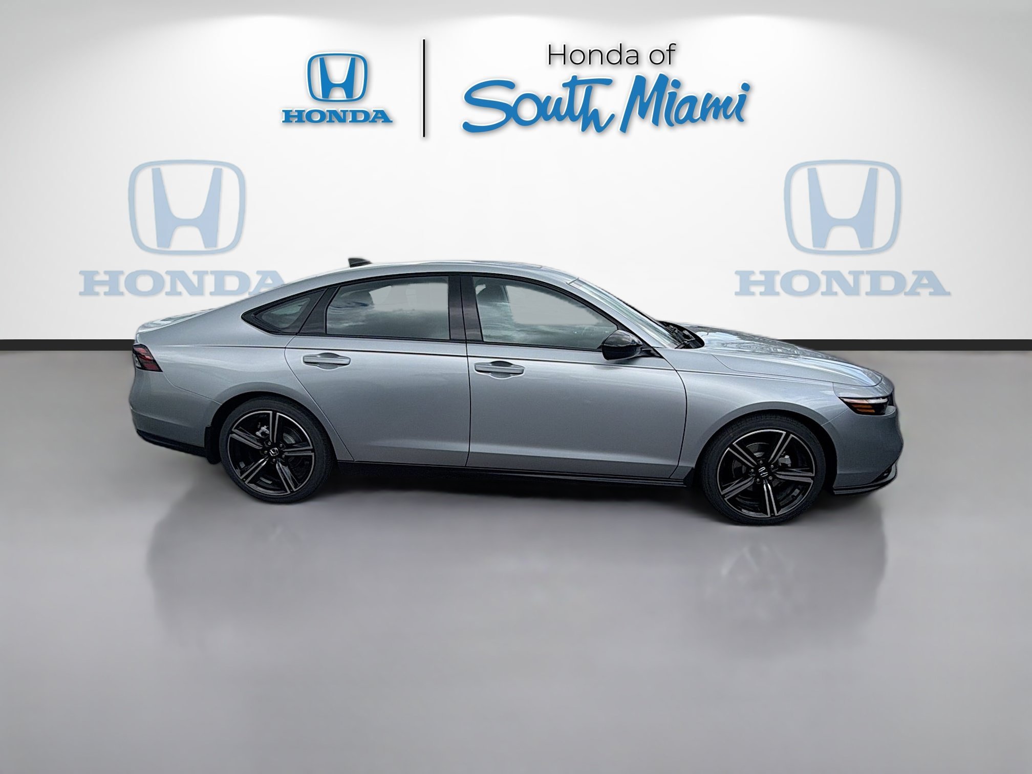 New 2026 Solar Silver Metallic Honda SE image 8