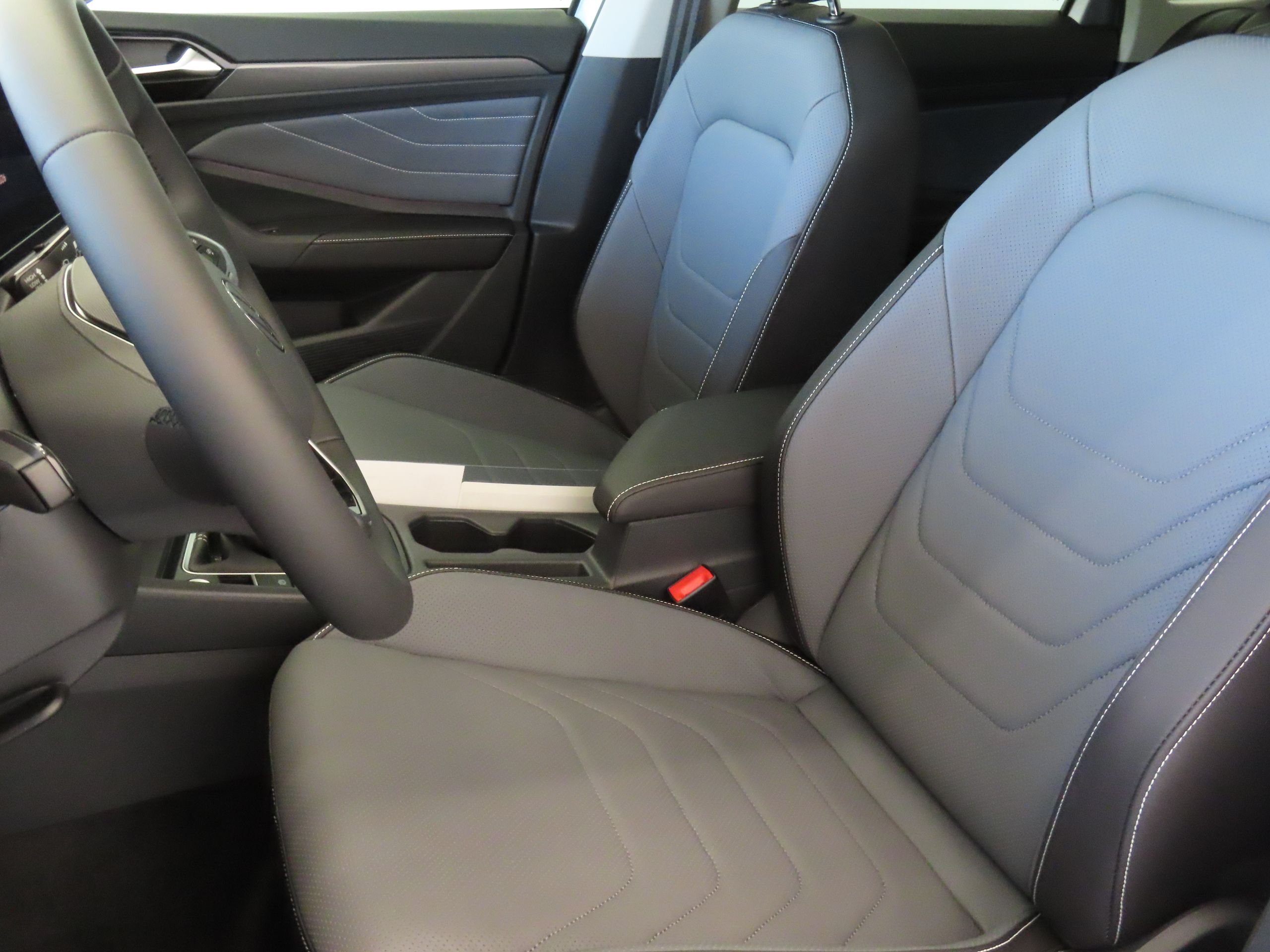 New 2026 Silver Volkswagen 1.5T SEL image 11