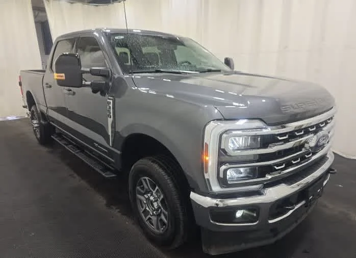 2026 Ford F-350 Super Duty Lariat