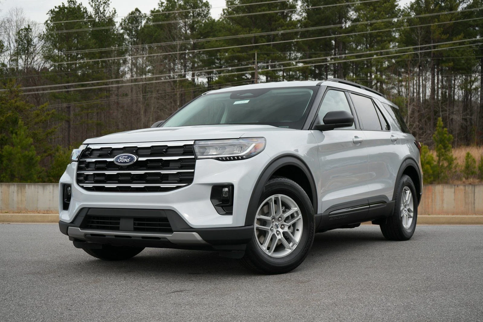 2026 Ford Explorer's photo