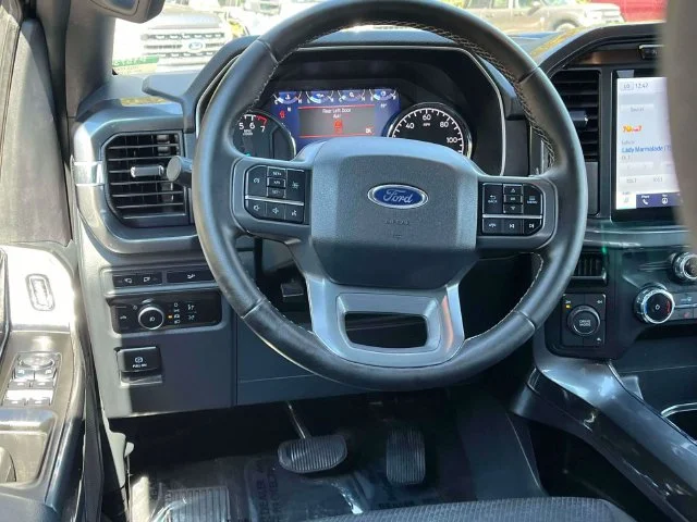 Certified Used 2023 Avalanche Ford XLT image 15