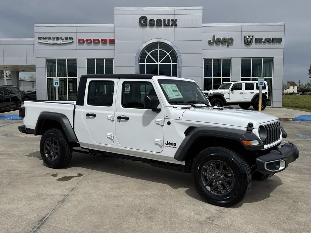 2026 Jeep Gladiator Sport Auto's photo