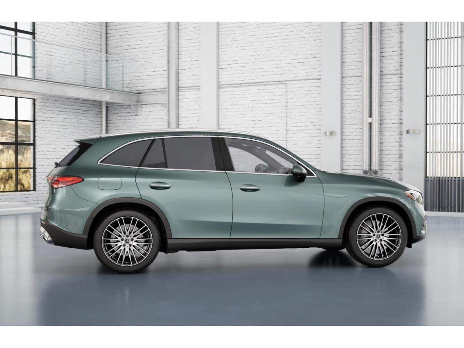 New 2026 Verde Silver Metallic Mercedes-Benz GLC 300 image 57