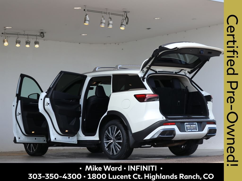 Certified Used 2023 White INFINITI Sensory image 4