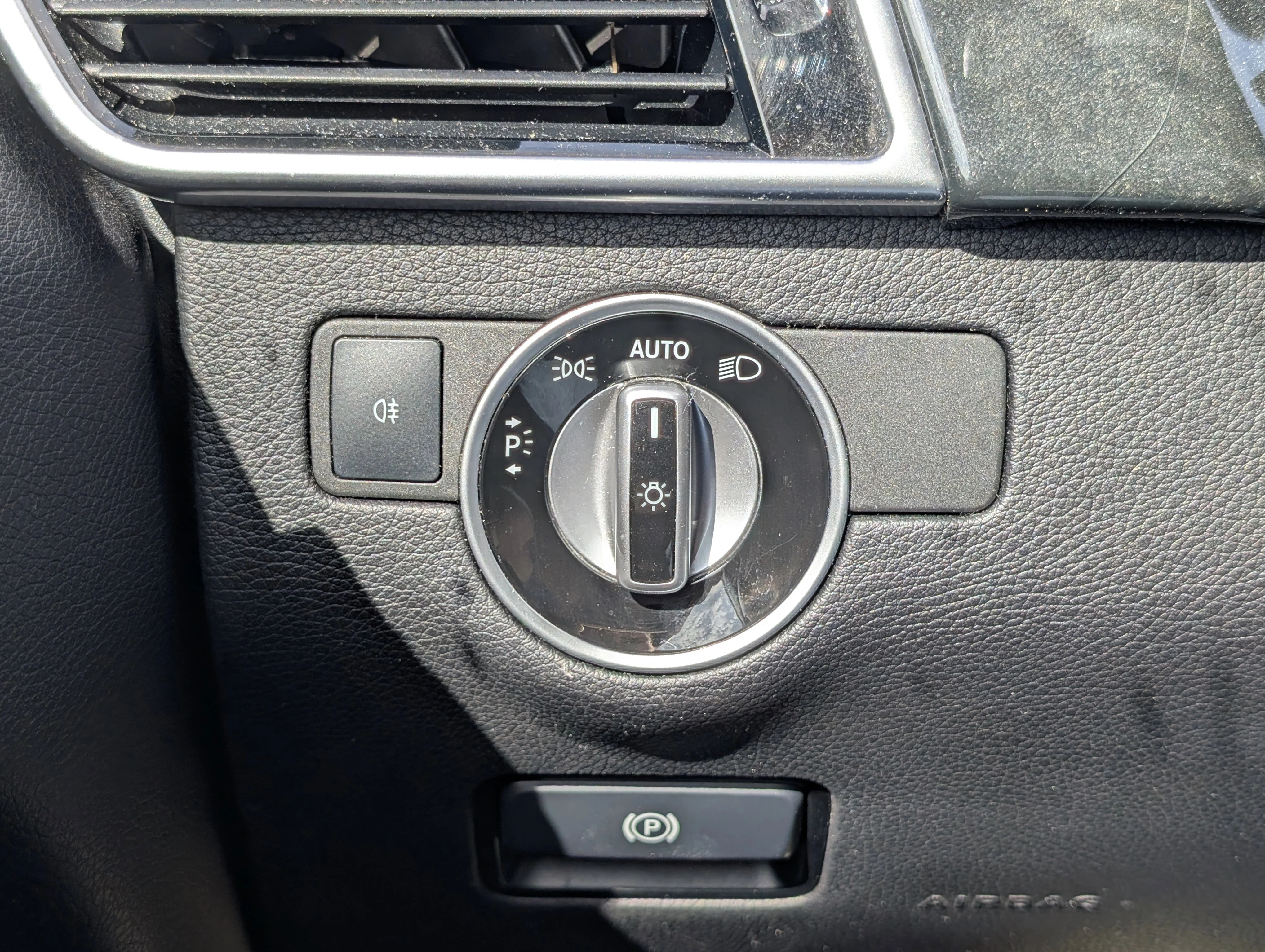 Used 2016 Black Mercedes-Benz GLE 350d image 29