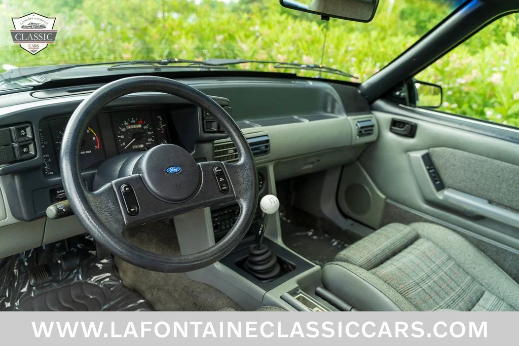 Used 1987 Black Ford GT image 3