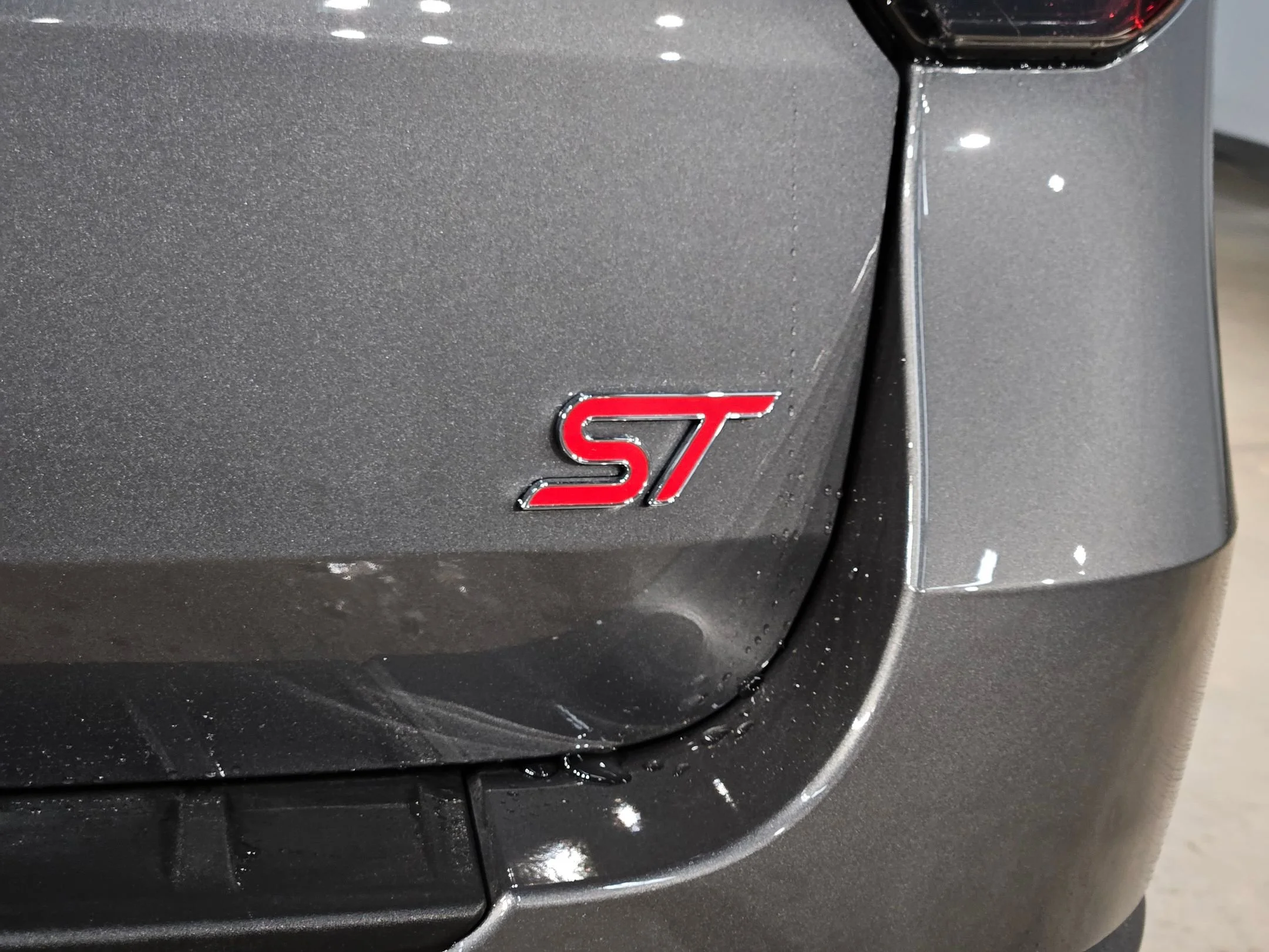 Used 2025 Carbonized Gray Metallic Ford ST image 38