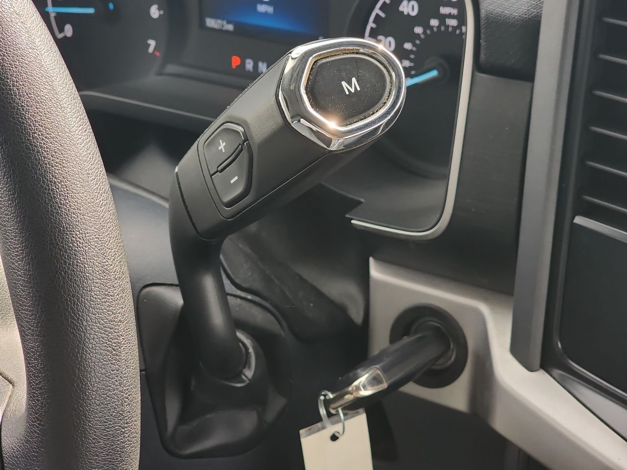 Used 2022 Red Ford XLT image 19