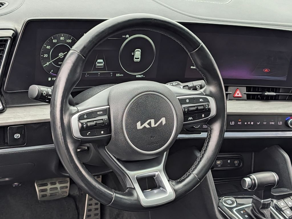 Used 2023 White Kia X-Pro Prestige image 18