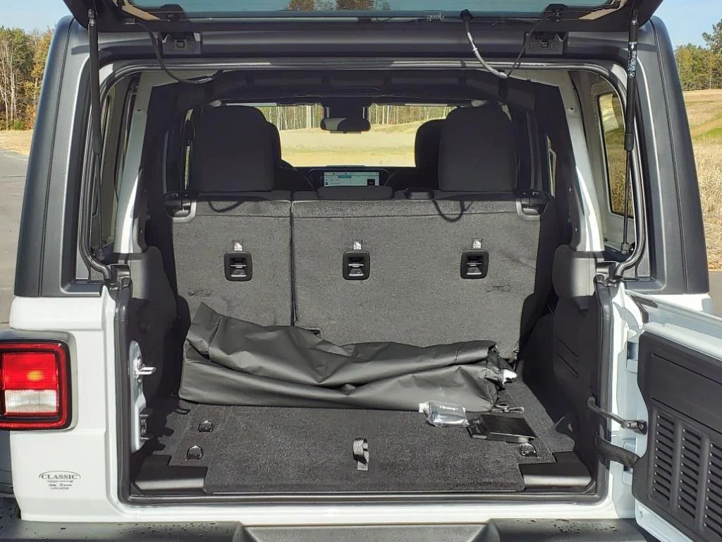 Used 2025 Bright White Clearcoat Jeep Sport S image 22