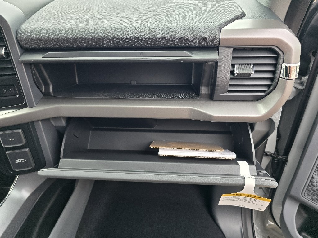 New 2026 Gray Ford 4X4 CREWCAB XLT image 38