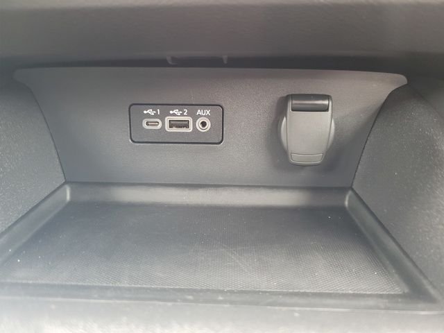 Used 2025 White Nissan 2.5 S image 25