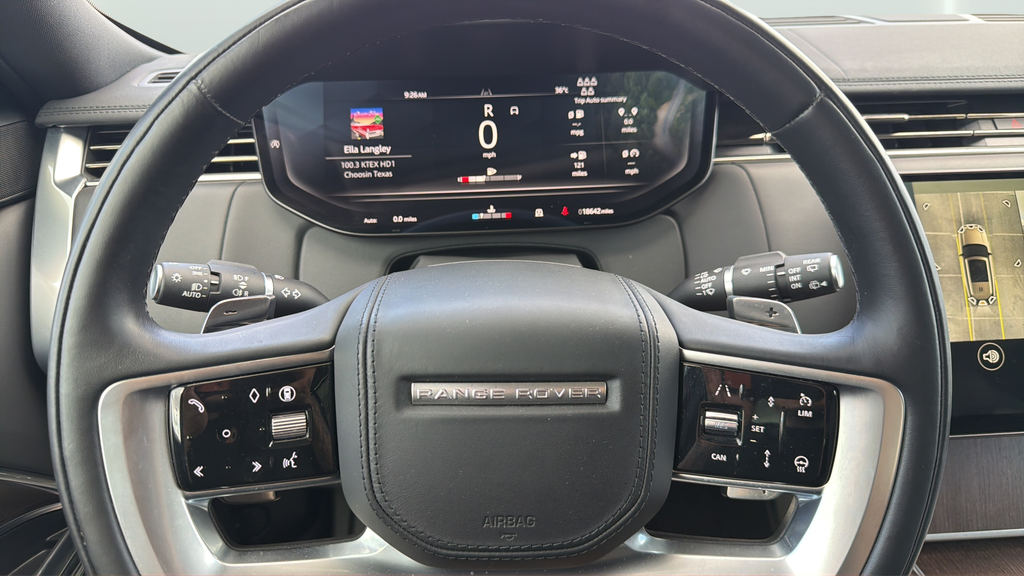 Used 2024 Black Land Rover SE image 28