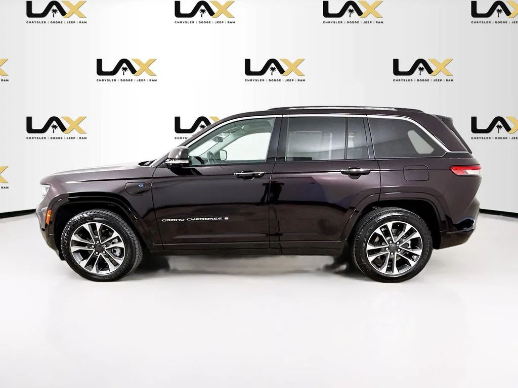 Used 2022 Brown Jeep Overland 4xe image 4