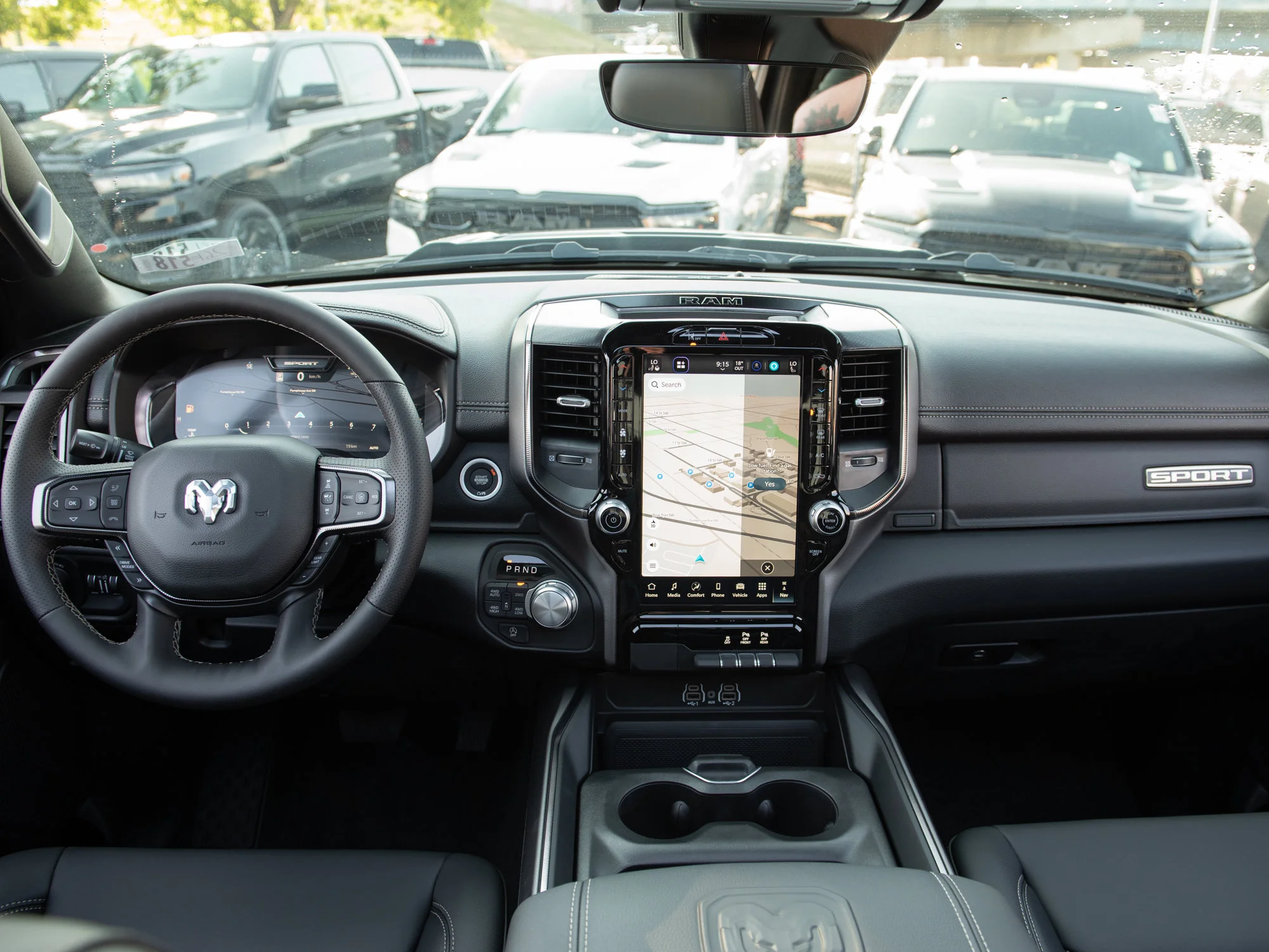 New 2026 Black RAM Sport* Crew Cab 4x4, Pano Sunroof, 3.92 Rear Axle, Passive Cold End Exhaust image 12