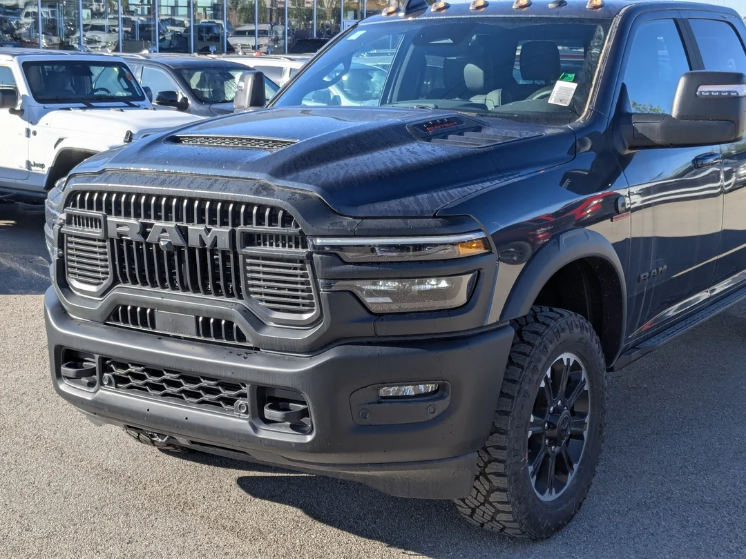 New 2026 Blue RAM Rebel - - 4x4 - 6.7L HO Diesel - Level 1 Pkg w/ Vent Seats - 5th Wheel/Gooseneck Prep & More! image 10