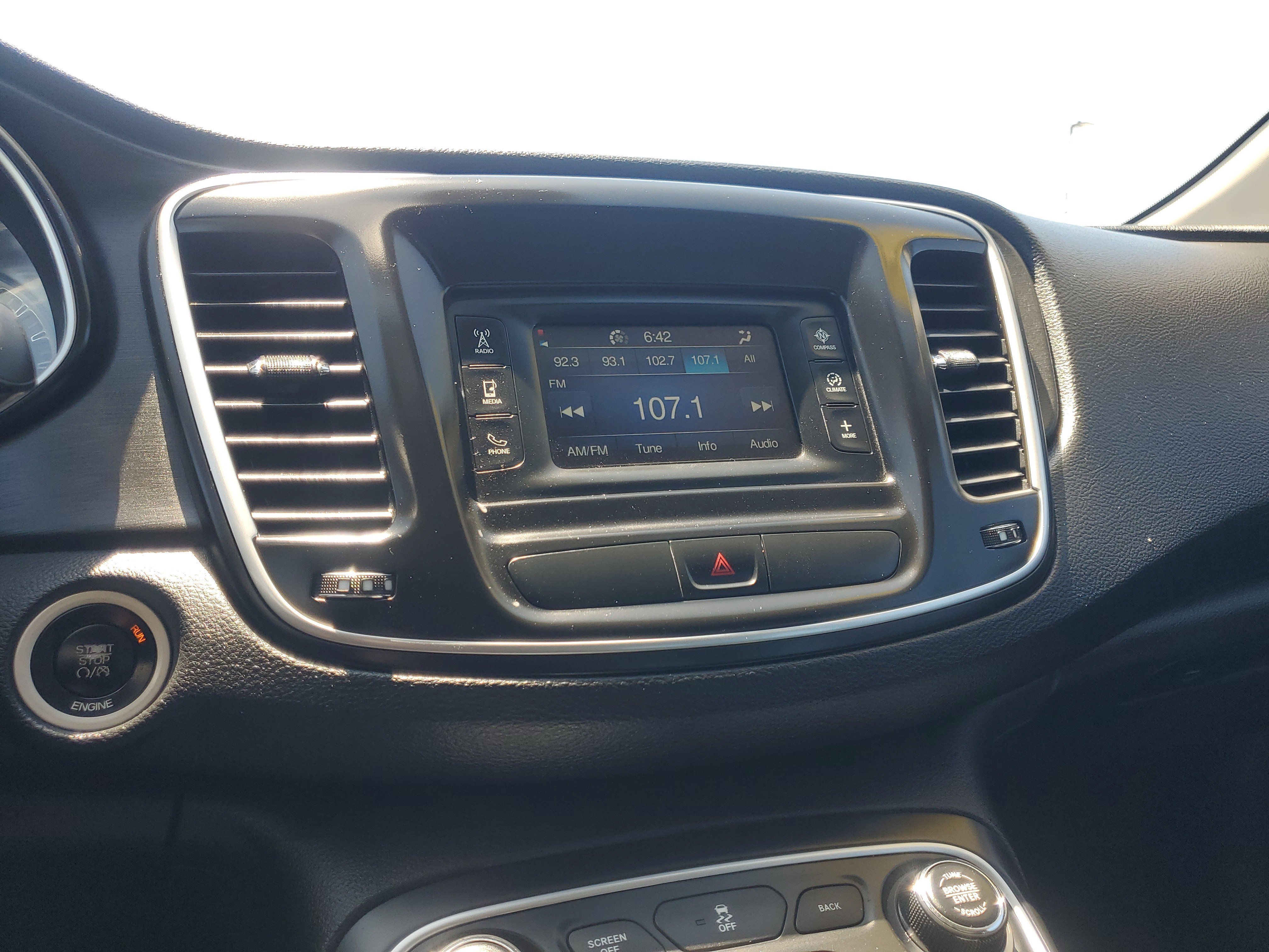 Used 2016 Bright White Clearcoat Chrysler LX image 6