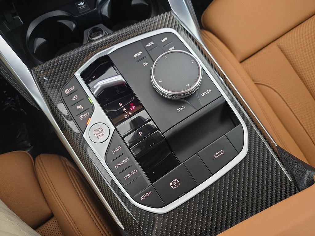 New 2027 Mineral White Metallic BMW M440i xDrive image 24