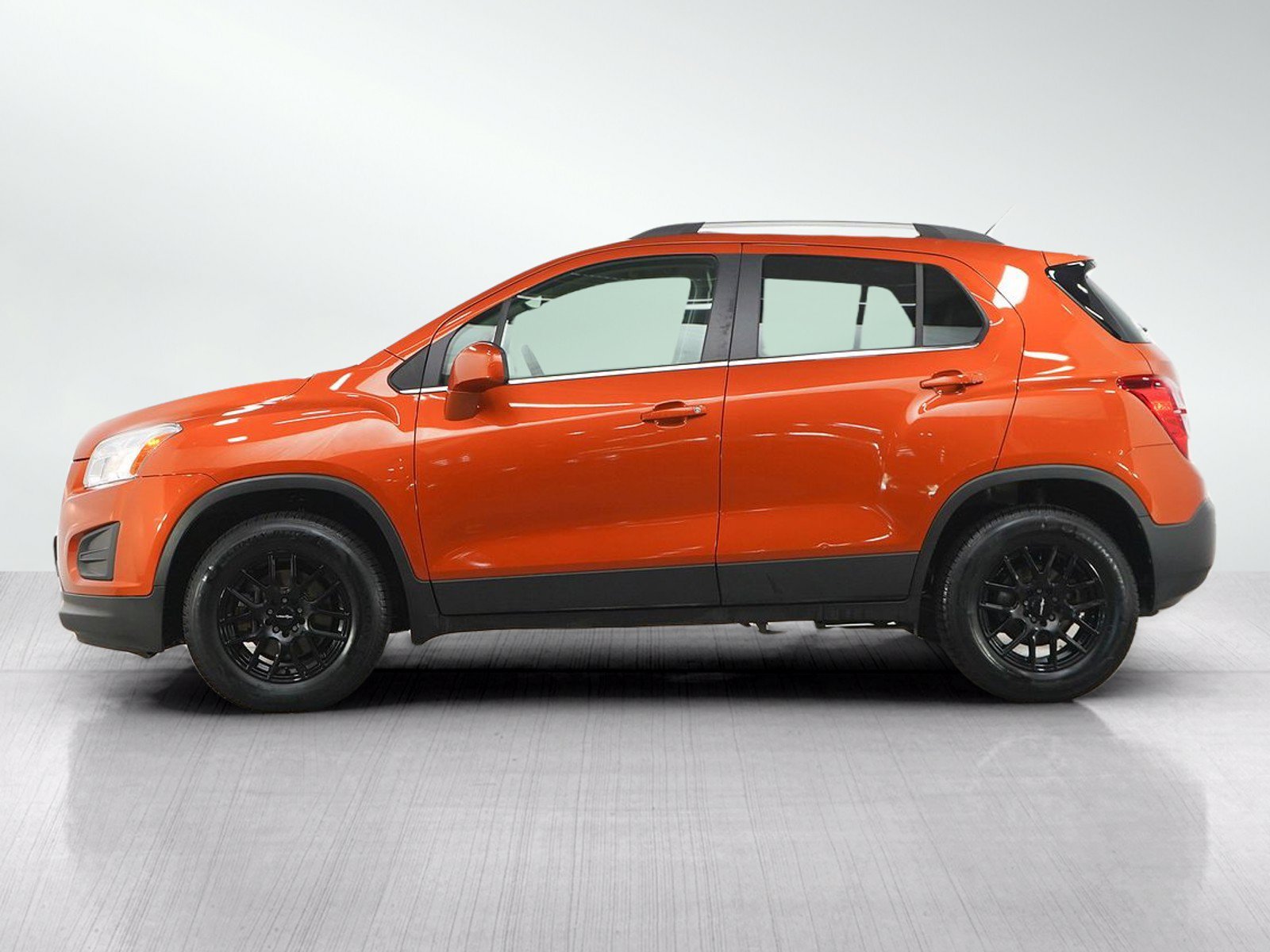 Used 2015 Chevrolet Trax LT with VIN KL7CJRSB4FB180011 for sale in Burnsville, Minnesota