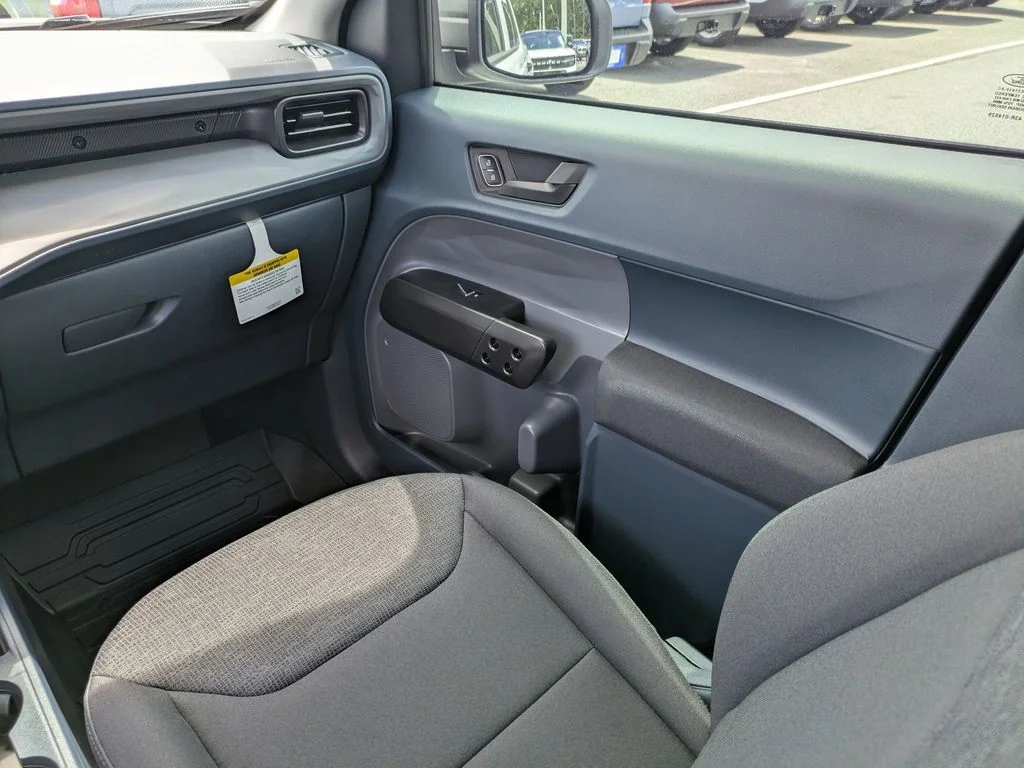 New 2026 Oxford White Ford XL image 17