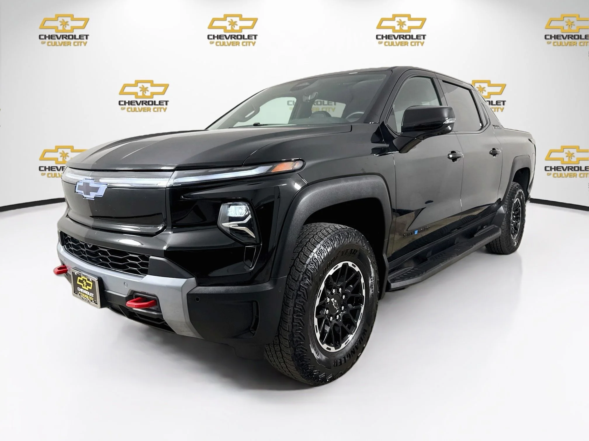 Used 2026 Black Chevrolet Trail Boss - Max Range image 3